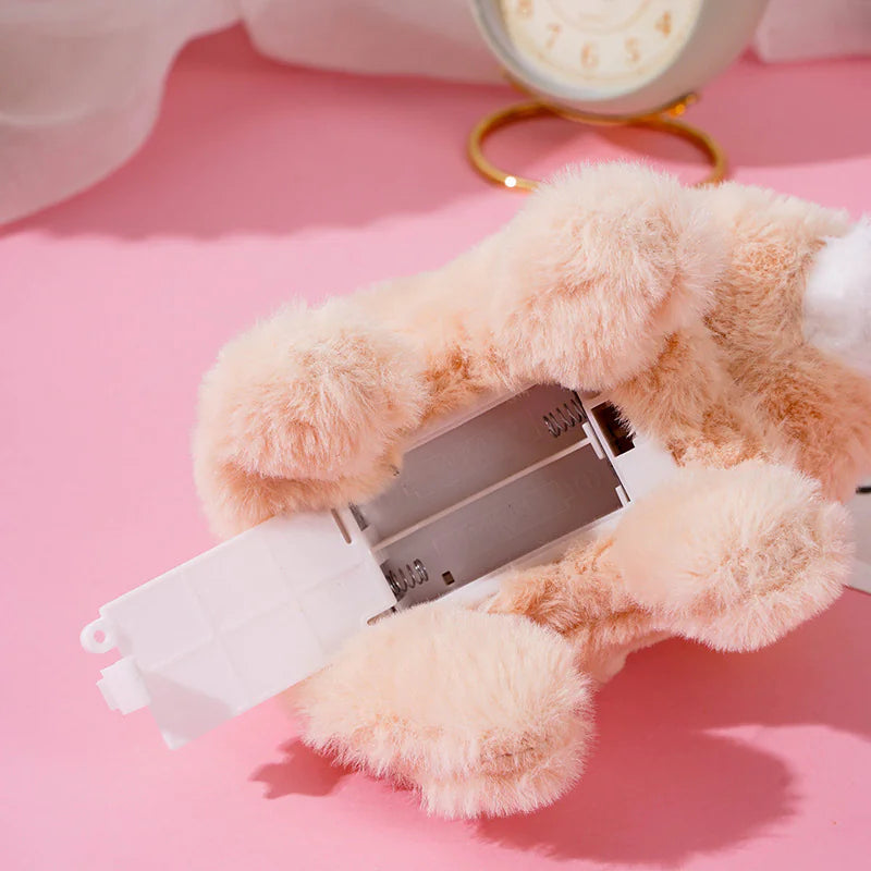 "Haz feliz a tu mascota con este adorable conejito de peluche interactivo. Suave, eléctrico y perfecto para jugar o dormir acompañado. Ideal para perros, gatos o incluso como regalo para niños pequeños."